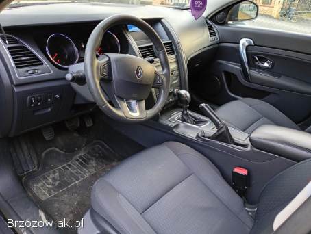 Renault Latitude Limuzyna/sedan 2012