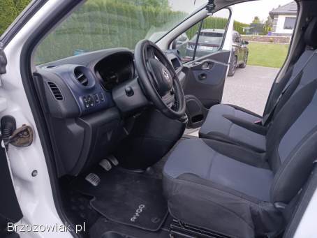 Opel Vivaro 1.  6 Brygadowka  2014
