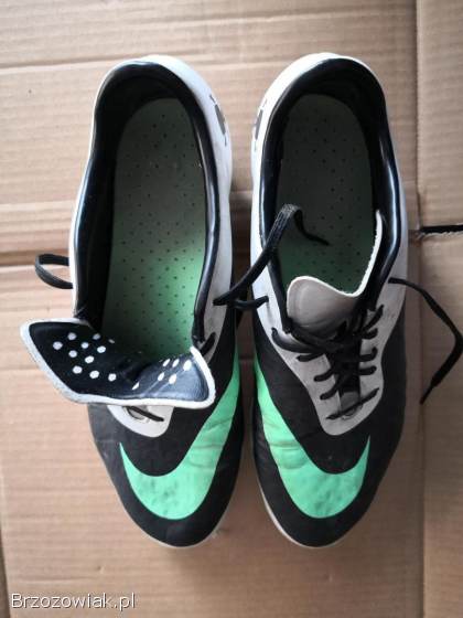 Sprzedam buty piłkarskie