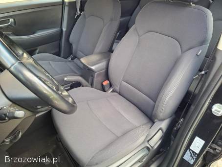 Kia Carens 1.  7 CRDi 136KM 2013