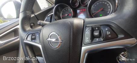 Opel Astra J 2010