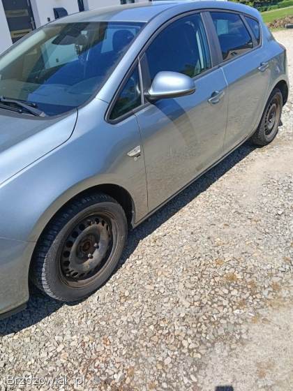 Opel Astra J 2012