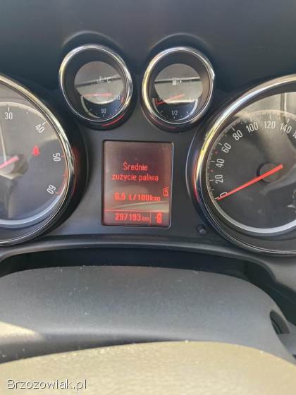 Opel Astra J 2012
