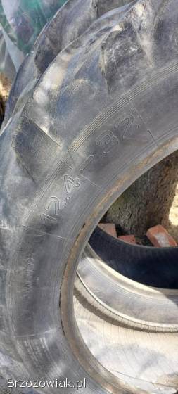 Opony 12.  4 r32