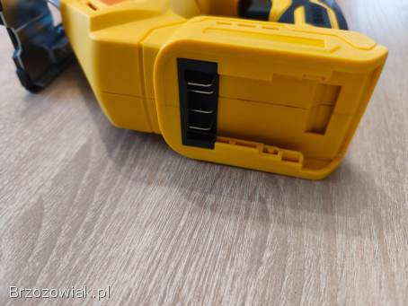 Nowa wyrzynarka akumulatorowa DeWalt 20 V