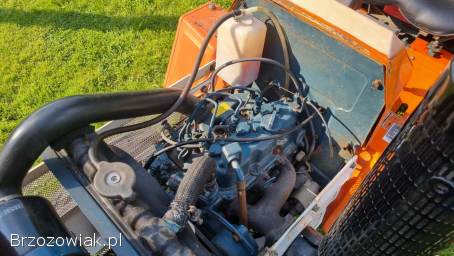 Ciągnik Kubota B1702-M z glebogryzarką