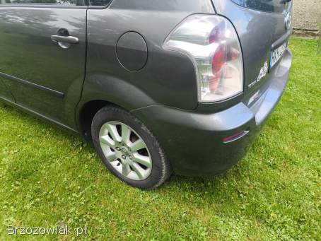 Toyota Corolla Verso 7 osób 2005