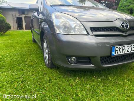 Toyota Corolla Verso 7 osób 2005