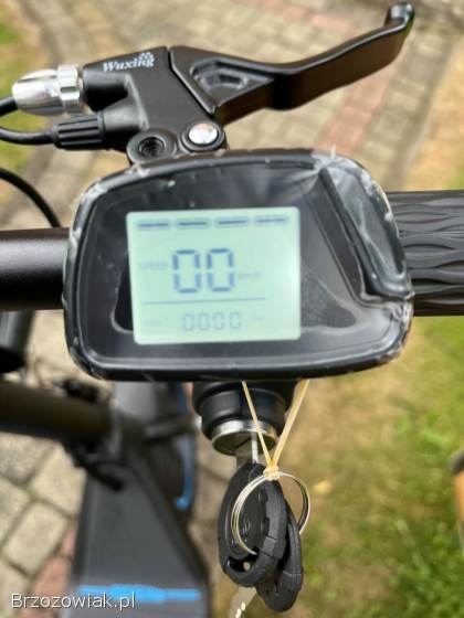 Hulajnoga elektryczna z siedzeniem