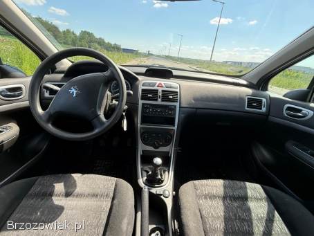 Peugeot 307 1.  4B+LPG 75km 2003