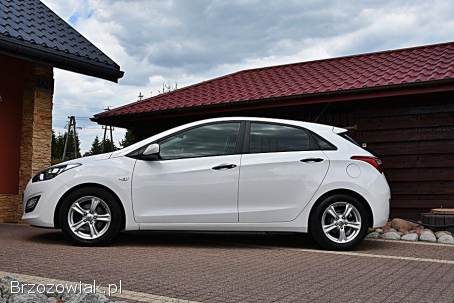 Hyundai i30 1.  4 DOHC 100KM 2014