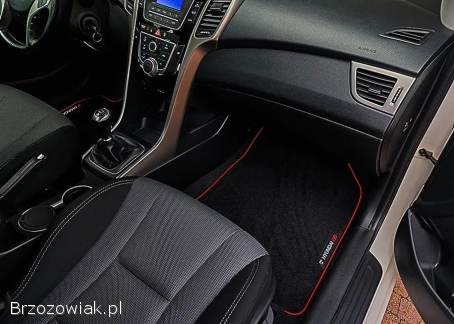 Hyundai i30 1.  4 DOHC 100KM 2014