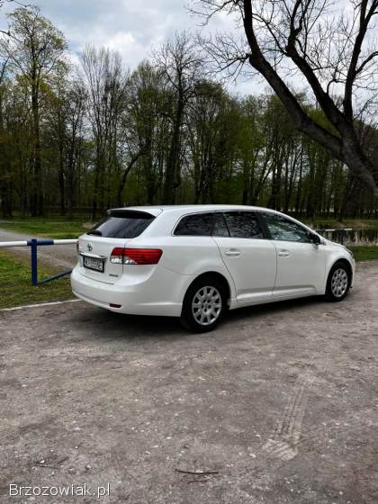 Toyota Avensis 2013