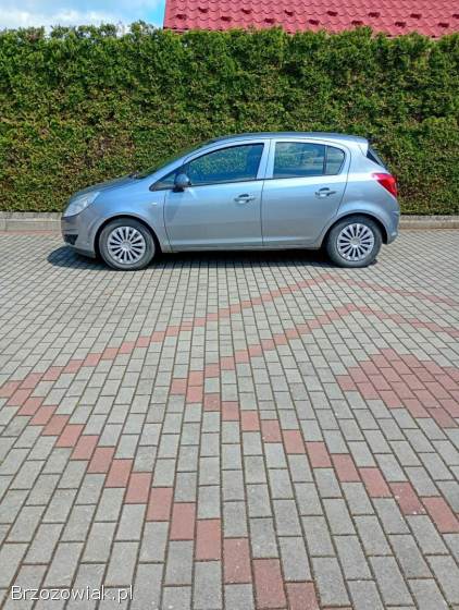 Opel Crossland X 2009