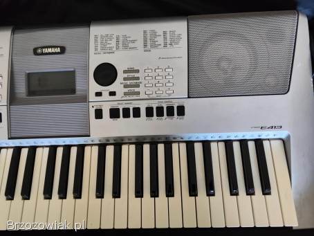 Keyboard Yamaha PSR E413