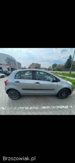 Toyota Yaris 2 2008