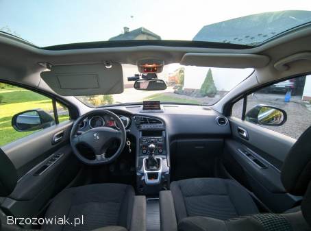 Peugeot 5008 2011