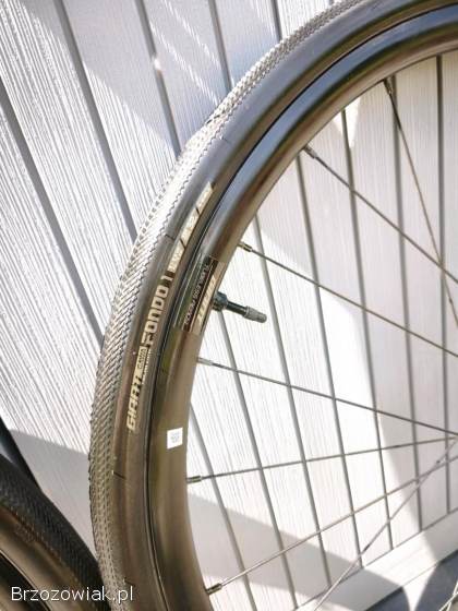 Koła szosowe Giant Tubeless