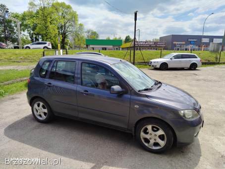 Mazda 2 2004