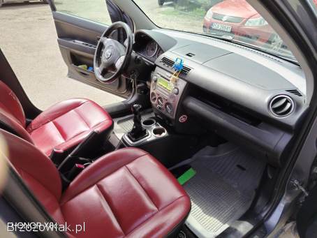 Mazda 2 2004