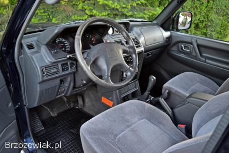Mitsubishi Pajero 2004