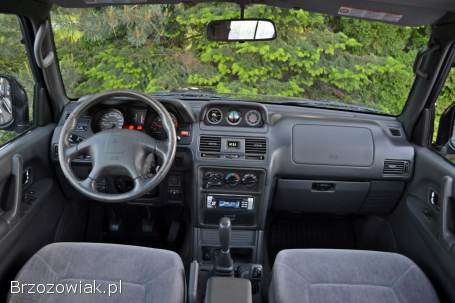 Mitsubishi Pajero 2004