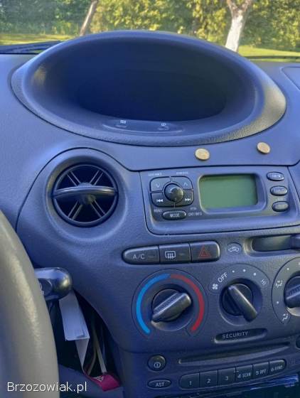 Toyota Yaris 2002
