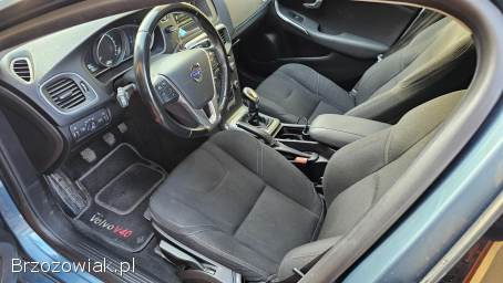 Volvo V40 V40 1,  6T 150KM 2012