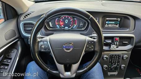 Volvo V40 V40 1,  6T 150KM 2012