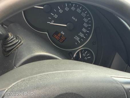 Opel Meriva 1.  6 benzyna 2004
