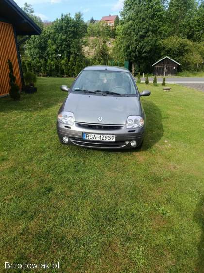 Renault Thalia 2002