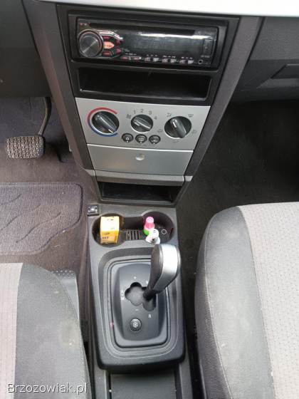 Opel Meriva 2004