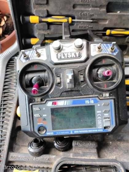 ŁÓDKA ZANĘTOWA GPS + TOSLON + MOCNE AKUMULATORY – STAN IDEALNY