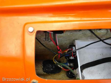 ŁÓDKA ZANĘTOWA GPS + TOSLON + MOCNE AKUMULATORY – STAN IDEALNY