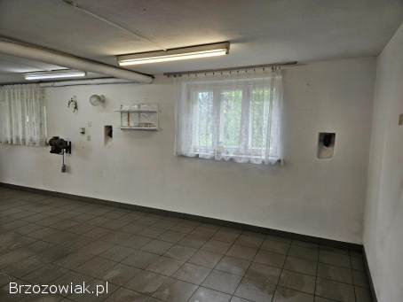 Garaż 40m Brzozów Moniuszki ogrzewany prąd/siła woda WC