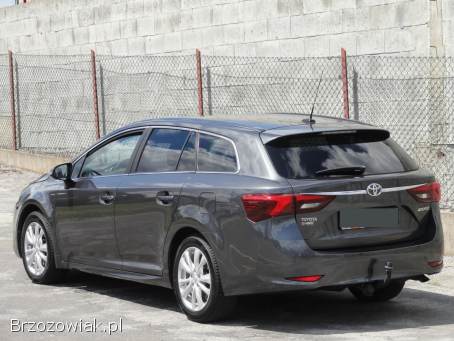 Toyota Avensis Lift  2016