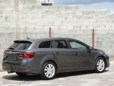 Toyota Avensis Lift  2016