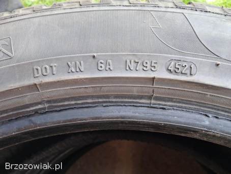 Komplet opon zimowych 2021r 255/45 R20 105V