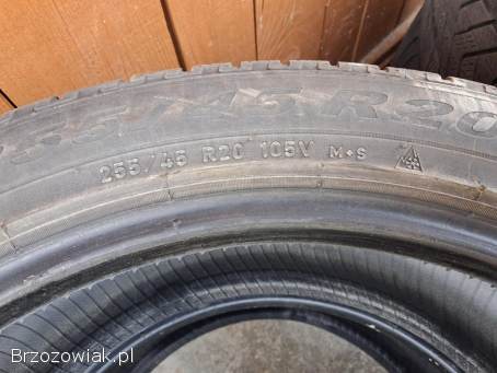 Komplet opon zimowych 2021r 255/45 R20 105V
