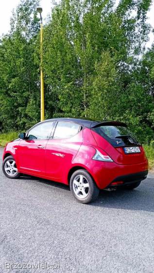 Lancia Ypsilon Black&Red S&S 2012