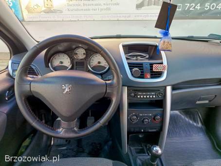 Peugeot 207 2010