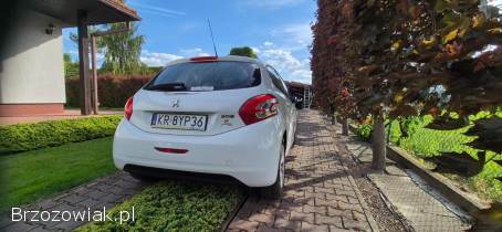 Peugeot 208 2015