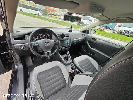 Volkswagen Jetta HIGHLINE 2011