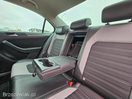 Volkswagen Jetta HIGHLINE 2011