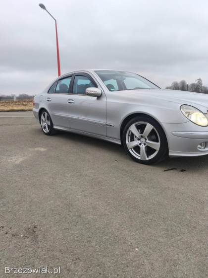 Mercedes-Benz Klasa E W211 Avangarde 2004