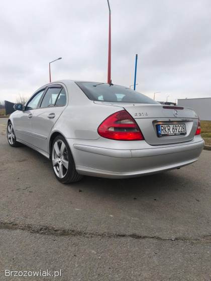Mercedes-Benz Klasa E W211 Avangarde 2004
