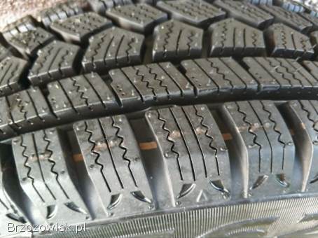 Sprzedam komplet kół zimowych: opony Mirage 165/70 R14 81T wraz z felgami