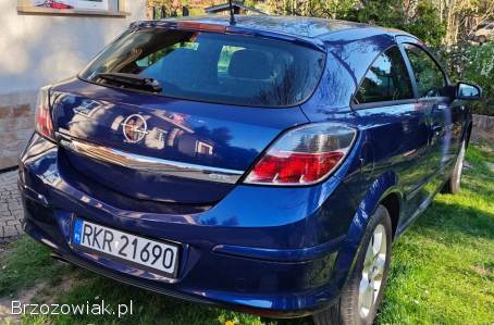 Opel Astra H GTC 2005