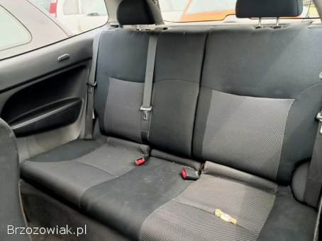 Honda Civic 1.  4 04r 2004