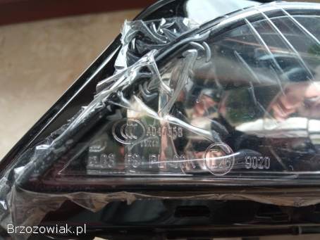 Prawa lampa przeciwmgielna halogen Seat